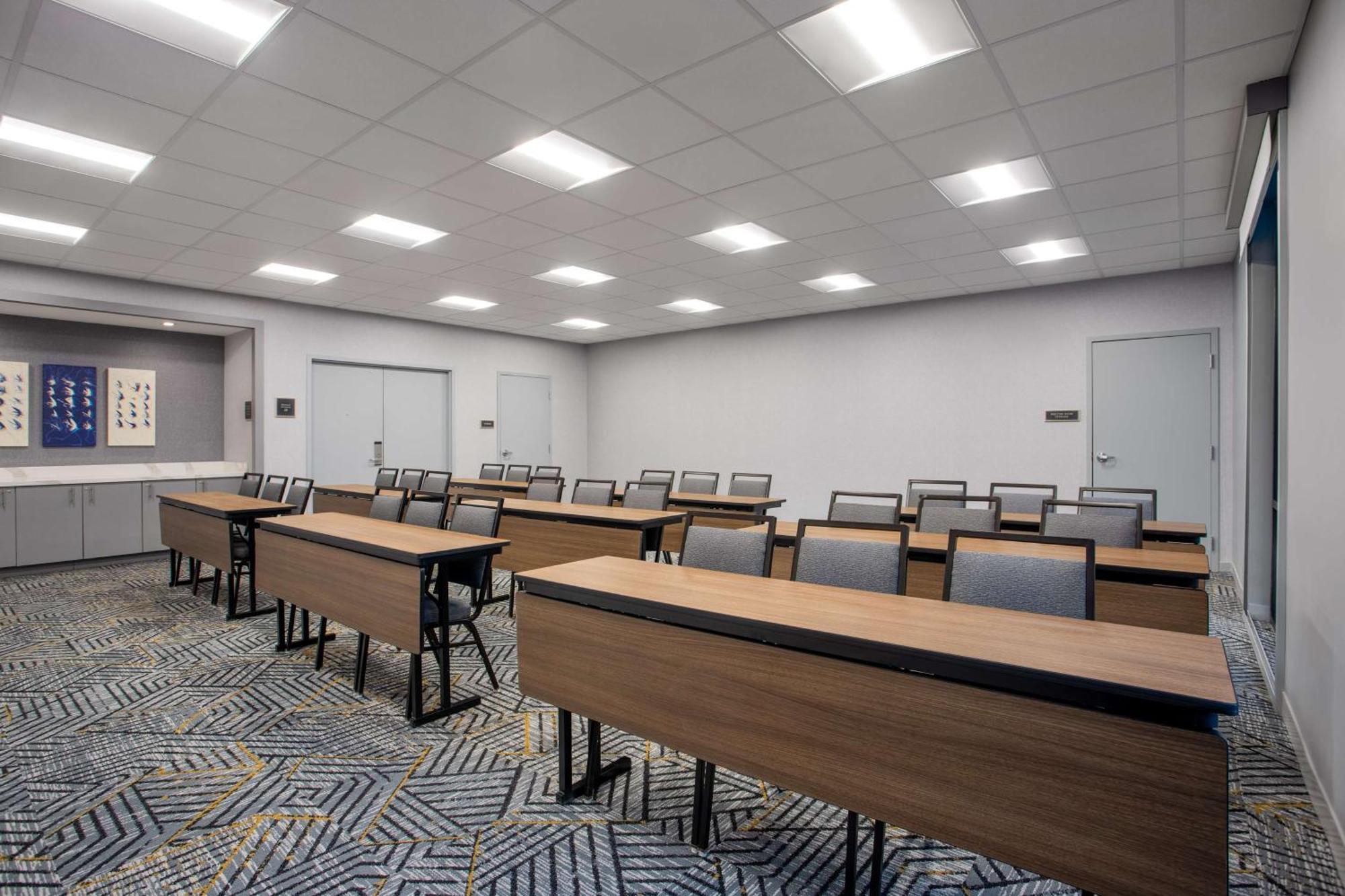 Homewood Suites By Hilton Missoula Esterno foto