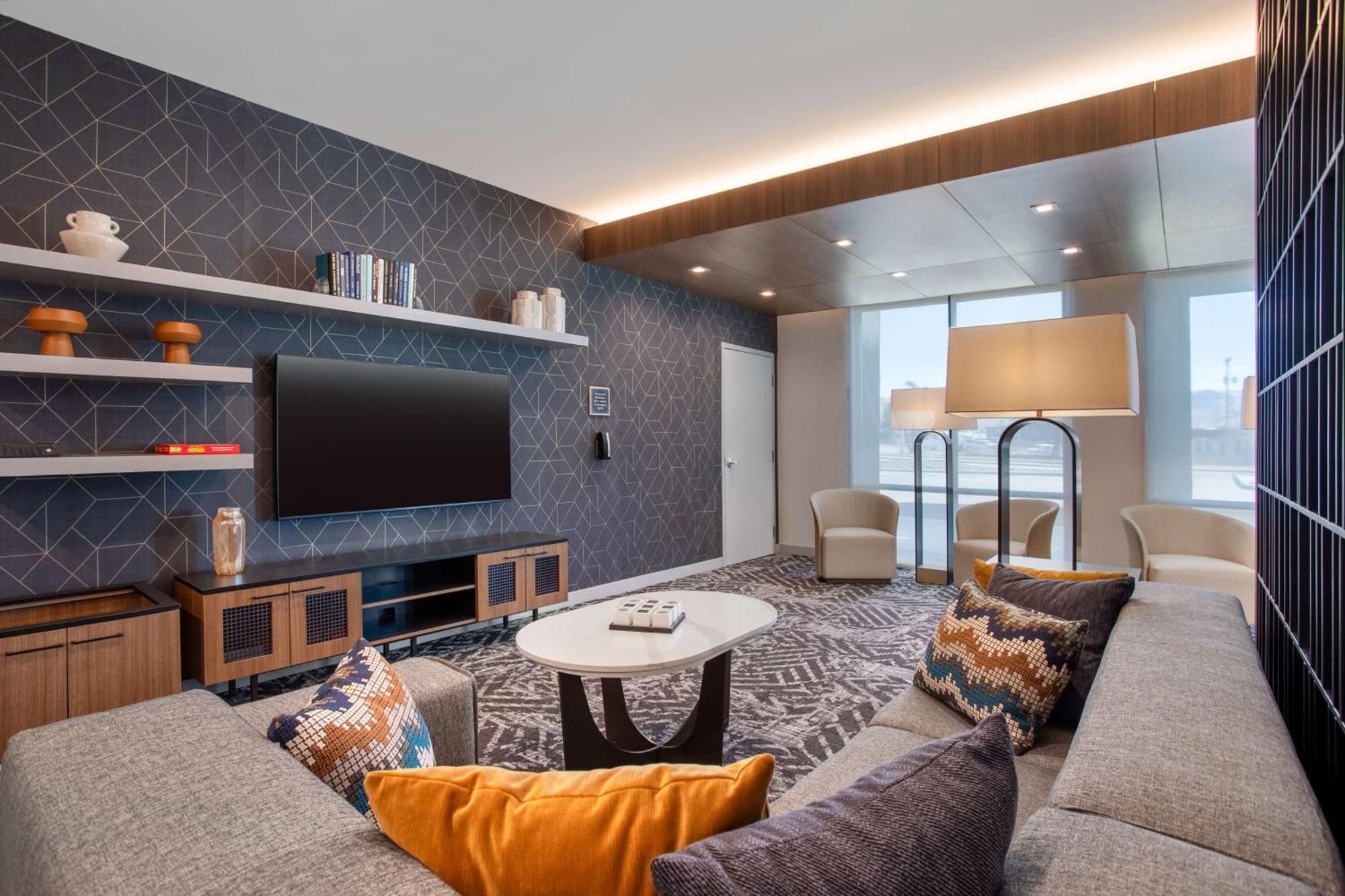 Homewood Suites By Hilton Missoula Esterno foto